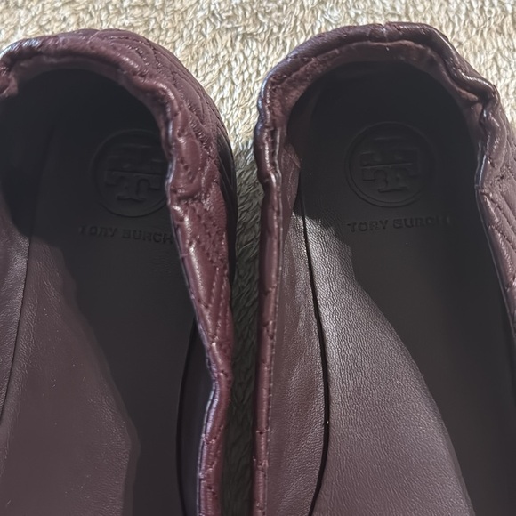 Tory Burch Quilted Minne Napps Burgundy Ballet Flats with Gold Emblem - Picture 3 of 10
